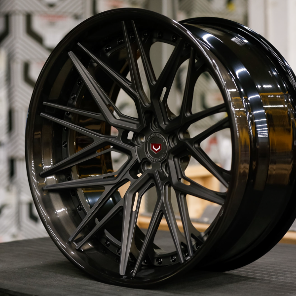 VOSSEN EVO-5 3-Piece Wheel Size 19 Satin Black with Midnight Smoke - Image 3