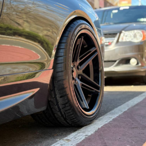 FERRADA CM1 Wheel For BMW M6 2012-2018 Size 20x10 Front 20x11.5 Rear Matte Black with Gloss Black Lip