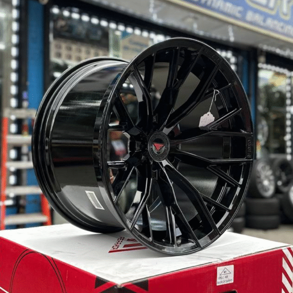 FERRADA F8-FR9 Wheel Size 20 Obsidian Black - Image 5