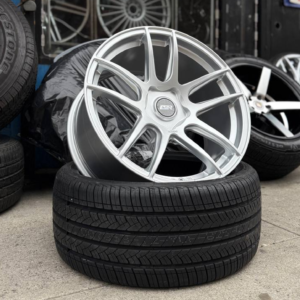 ESR CS8 Wheel Size 19 Hyper Silver