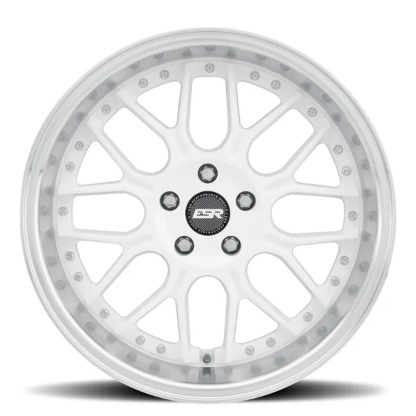 NEW ESR CS18 Wheel Size 18 Gloss White - Image 2