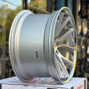 FERRADA FR2 Wheel Size 19 Machine Silver with Chrome Lip